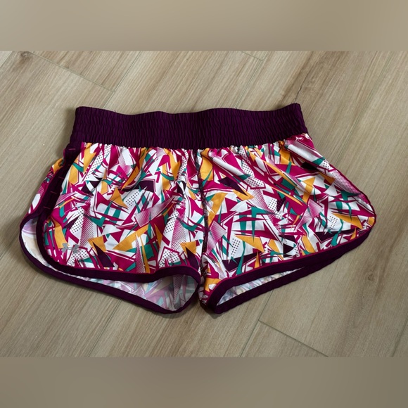 Under Armour Pants - 💙Under Armour Women's Athletic semi fitted Shorts - Purple and Multicolor